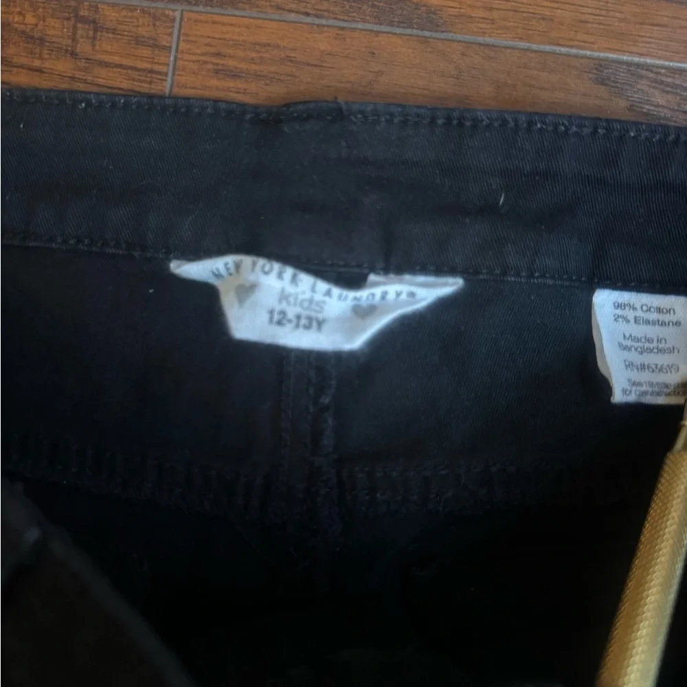 {Lucky Brand + New York Laundry} bundle of shorts - Picture 4 of 16